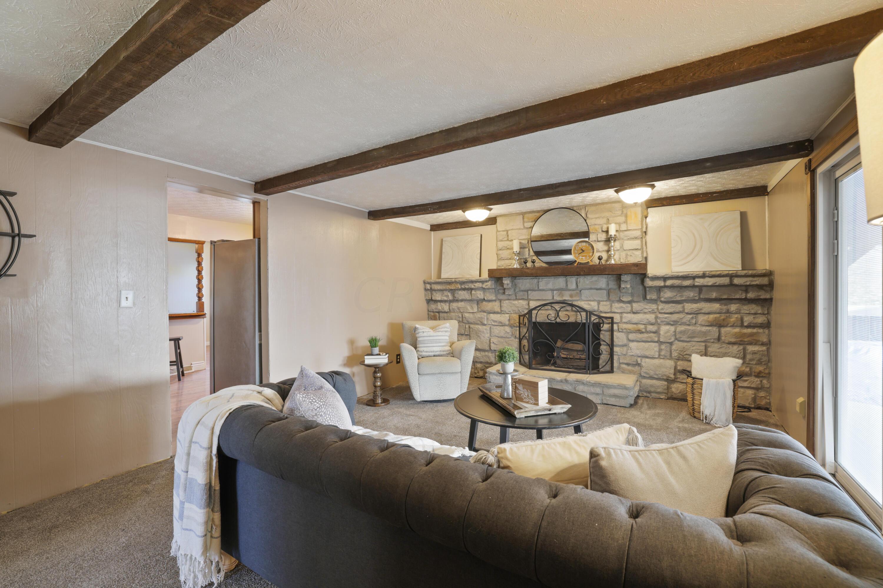 1725 Demorest Road Columbus, OH 43228 - Photo 5 of 75 Family Room