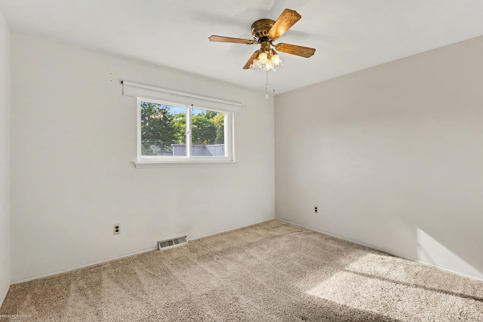 35163 Bobcean Road Clinton Township, MI 48035 - Photo 17 of 27 Gallery Image 17