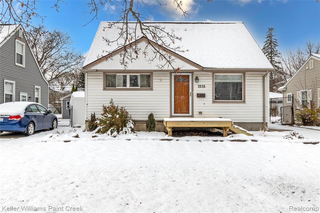 3515 Durham Road Royal Oak, MI 48073 - Photo 2 of 46