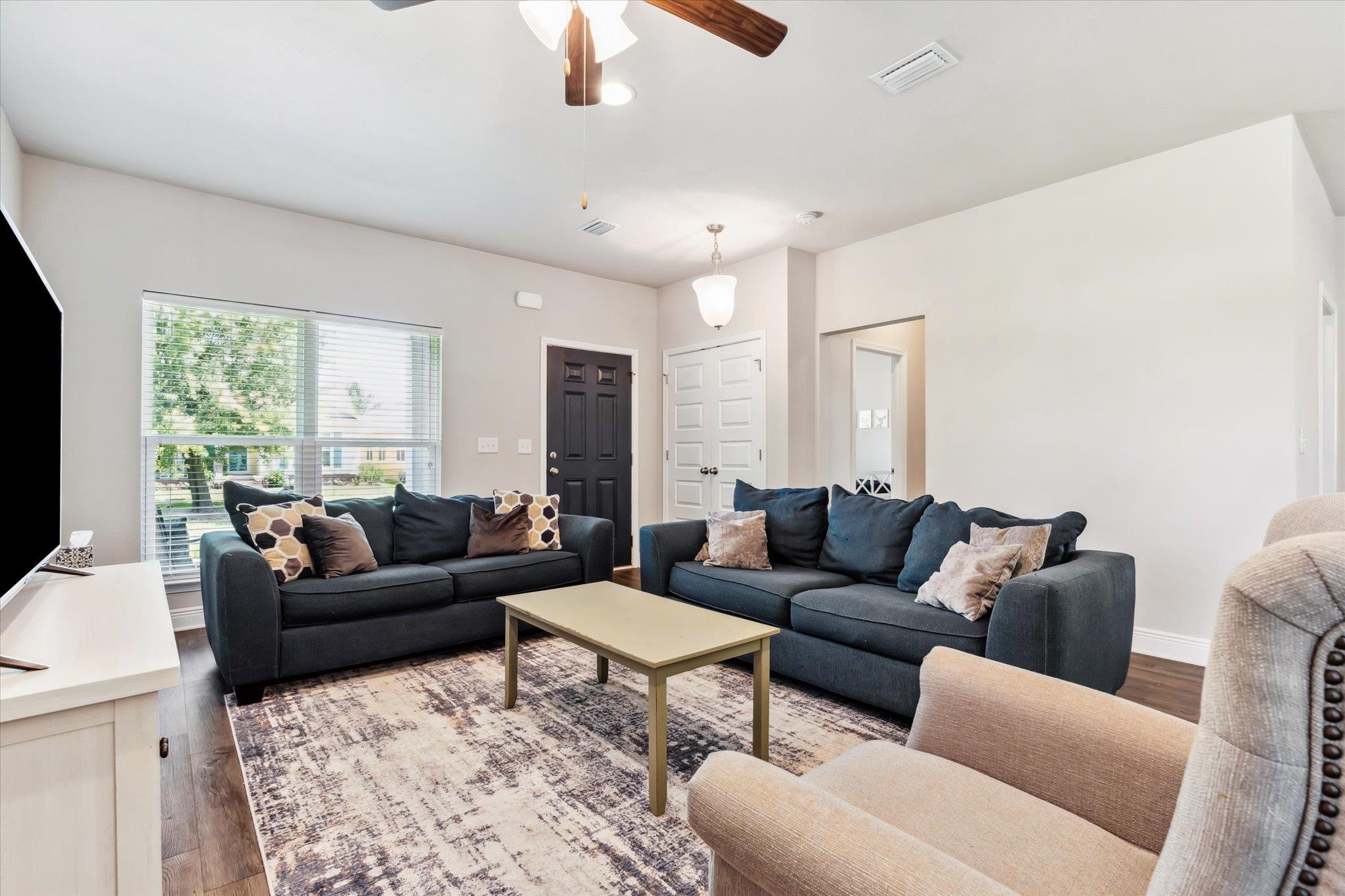 1203 Lavender Lane Foley, AL 36535 - Photo 5 of 58 Living Room