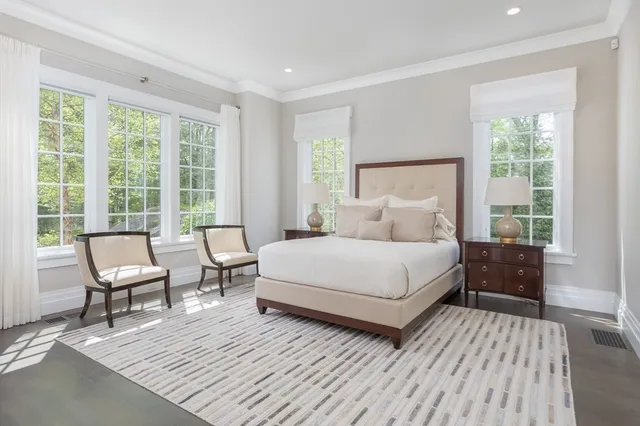 $10,950,000 | 8 Hidden Road, Weston, MA 02493