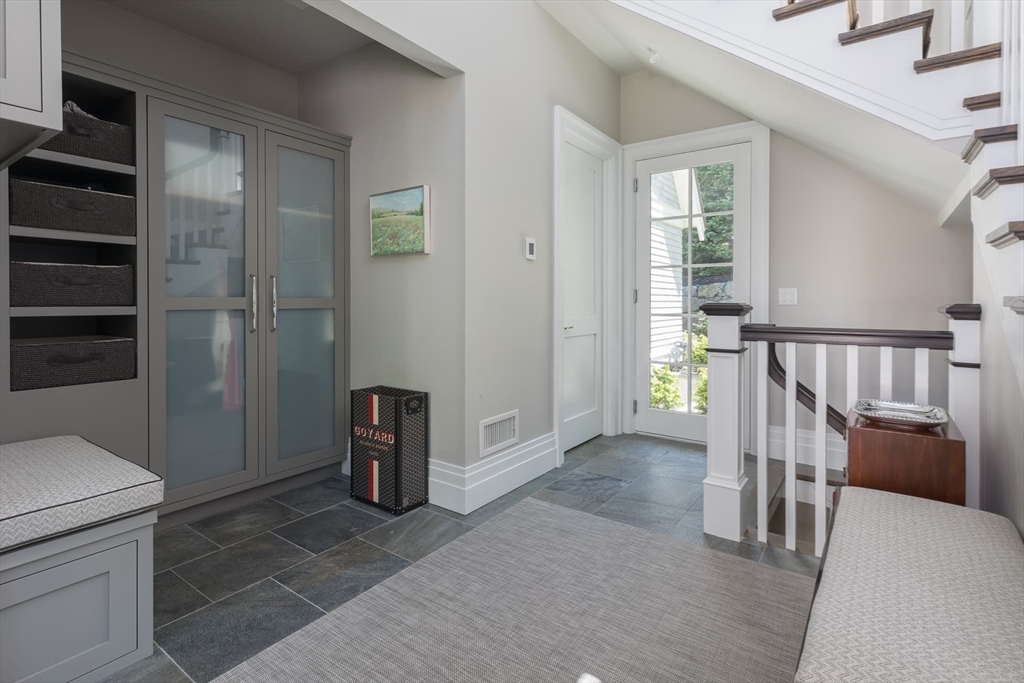 8 Hidden Road Weston, MA 02493 - Photo 18 of 42