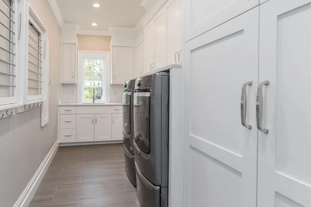 $10,950,000 | 8 Hidden Road, Weston, MA 02493