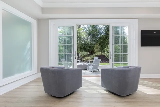 $10,950,000 | 8 Hidden Road, Weston, MA 02493