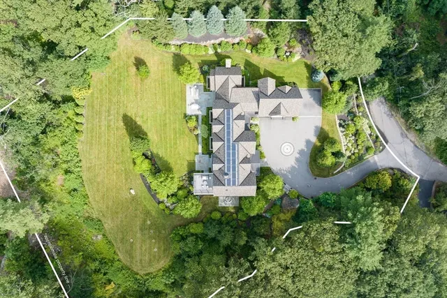 $10,950,000 | 8 Hidden Road, Weston, MA 02493
