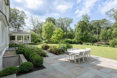 $10,495,000 | 8 Hidden Road, Weston, MA 02493