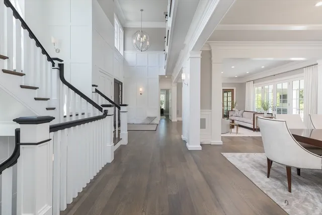 $10,950,000 | 8 Hidden Road, Weston, MA 02493