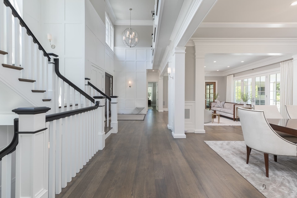 8 Hidden Road Weston, MA 02493 - Photo 8 of 42