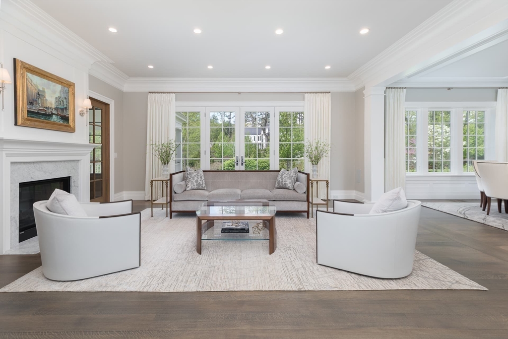 8 Hidden Road Weston, MA 02493 - Photo 9 of 42