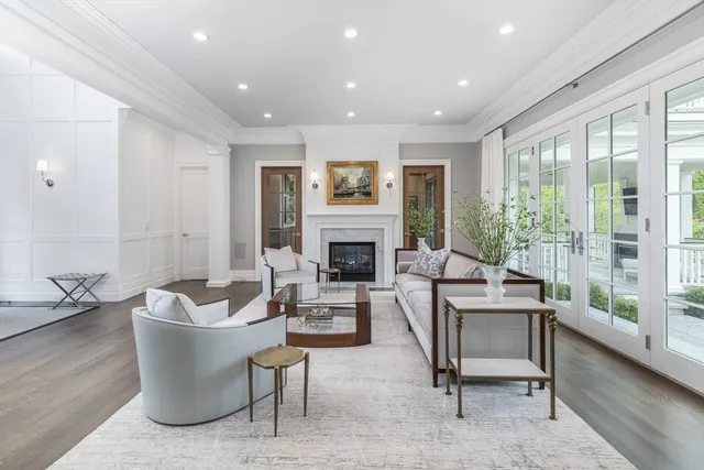 $10,950,000 | 8 Hidden Road, Weston, MA 02493