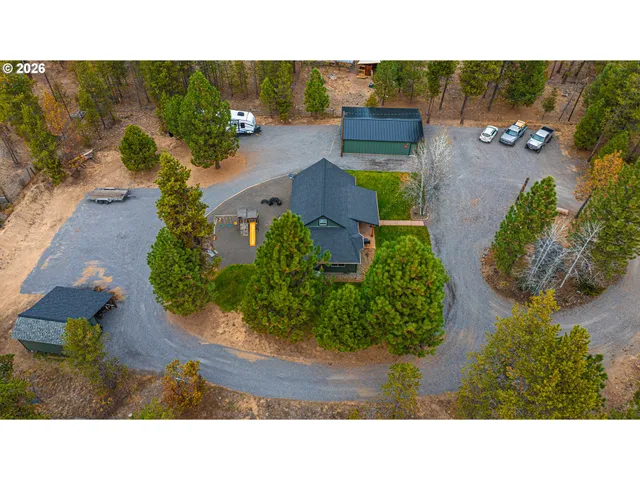a black and white photo of a house