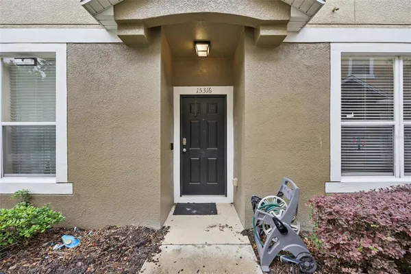 $349,999 | 15316 Oak Apple Court, Unit B, Winter Garden, FL 34787