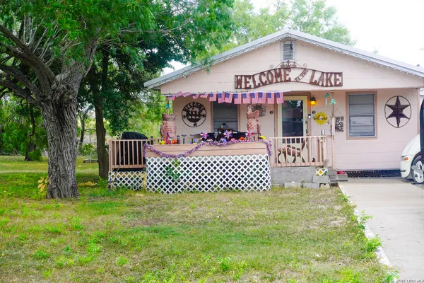 $130,000 | 115 Lake Terrace Drive, Lake City, TX 78368