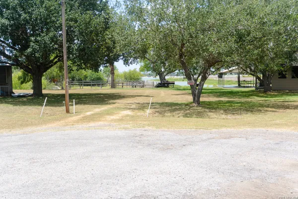 $130,000 | 115 Lake Terrace Drive, Lake City, TX 78368