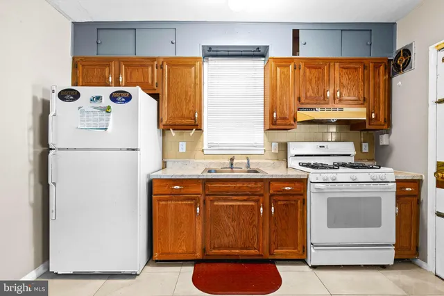 $139,600 | 1300 North Potomac Street, Baltimore, MD 21213