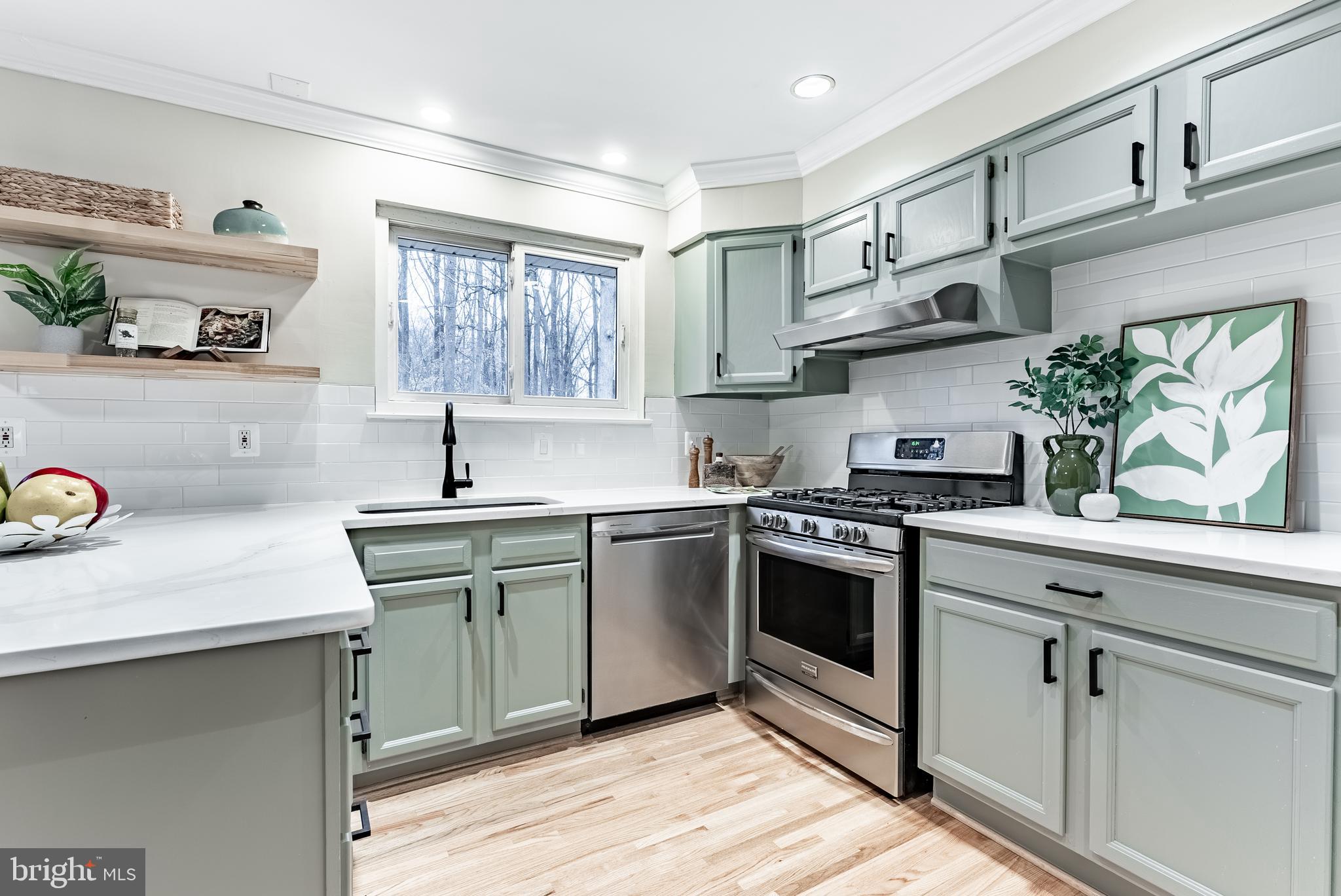 5638 Bellington Avenue Springfield, VA 22151 - Photo 17 of 66