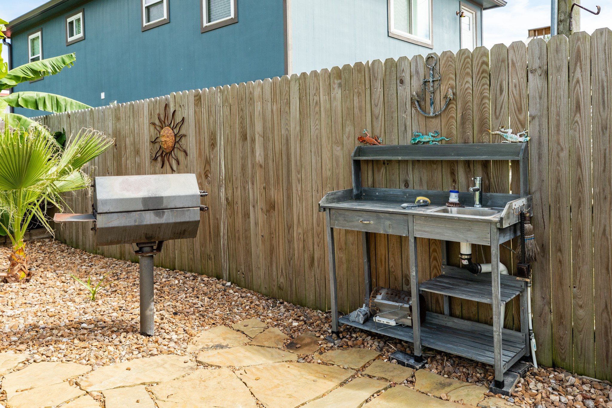 4402 Zelsky Road Freeport, TX 77541 - Photo 29 of 37 Grilling Area