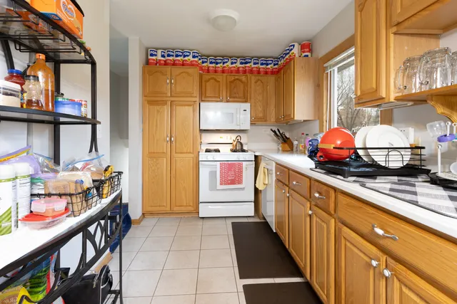 $325,000 | 6209 Sands Road, Crystal Lake, IL 60014