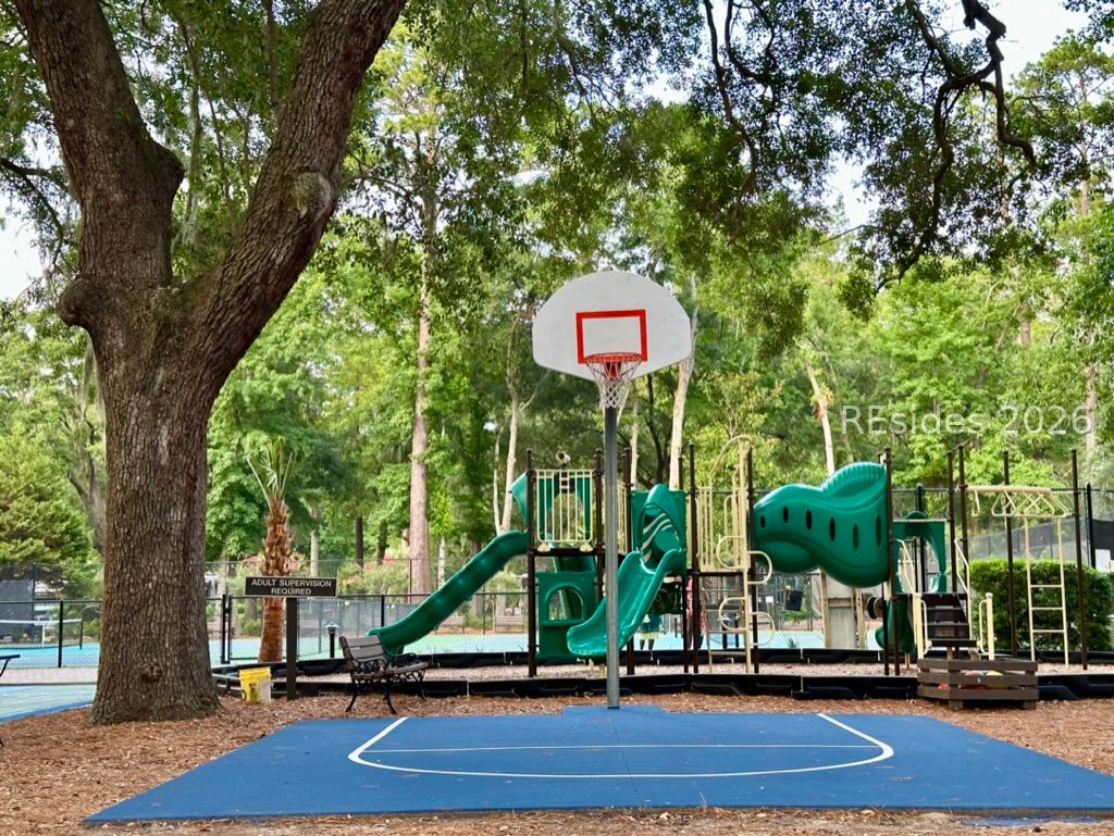 133 Arrow Road, Unit 23 Hilton Head Island, SC 29928 - Photo 16 of 22 Basketball, shuffleboard, bike pump and more
