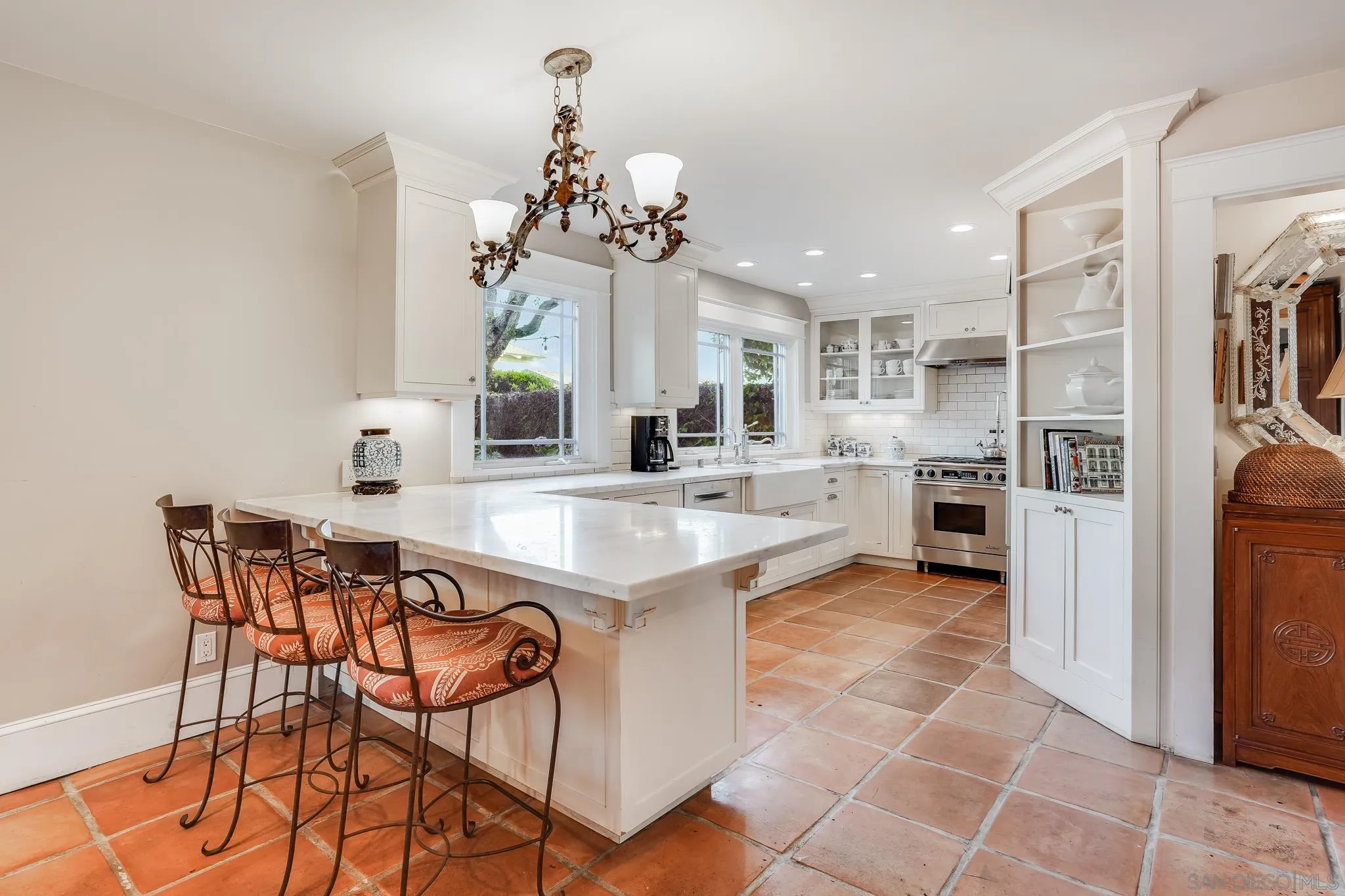 2 The Inlet Coronado, CA 92118 - Photo 12 of 40 a view of a dining room kitchen and a window