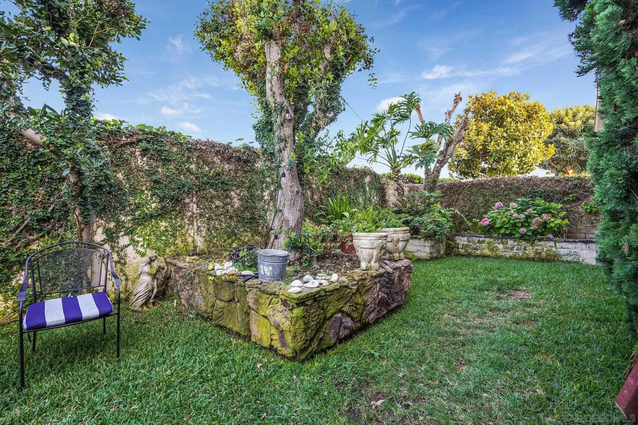 2 The Inlet Coronado, CA 92118 - Photo 32 of 40 a view of a park with large trees