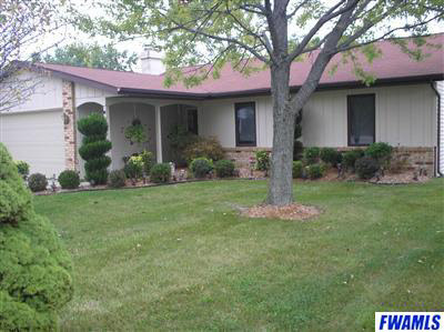 9027 Mariners Ridge Drive Fort Wayne, IN 46819 - Photo 2 of 11