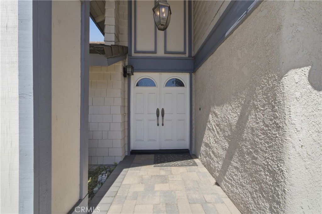 25211 Cinnamon Road Lake Forest, CA 92630 - Photo 3 of 39 Gallery Image 3