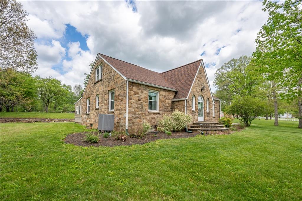 105 Hillside Road Derry, PA 15627 - Photo 3 of 50 Gallery Image 3