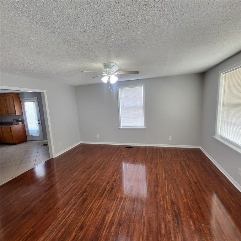 707 Spring Street Valley, AL 36854 - Photo 7 of 24 Gallery Image 7