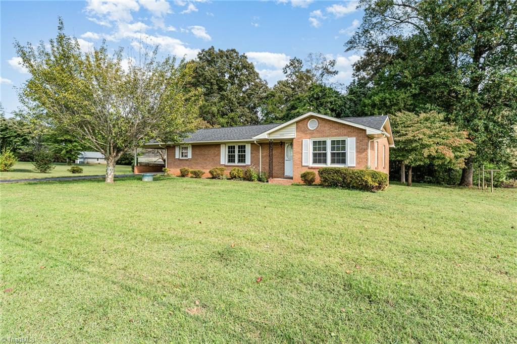 6653 Andes Street Germanton, NC 27019 - Photo 4 of 31