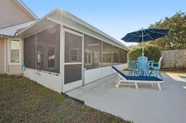 $529,000 | 155 Long Pointe Drive, Mary Esther, FL 32569