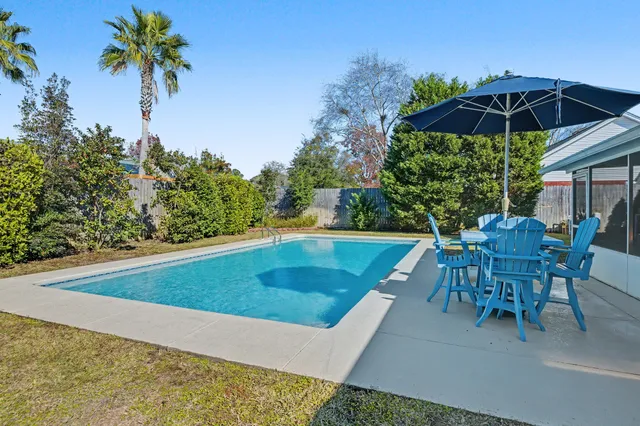 $529,000 | 155 Long Pointe Drive, Mary Esther, FL 32569