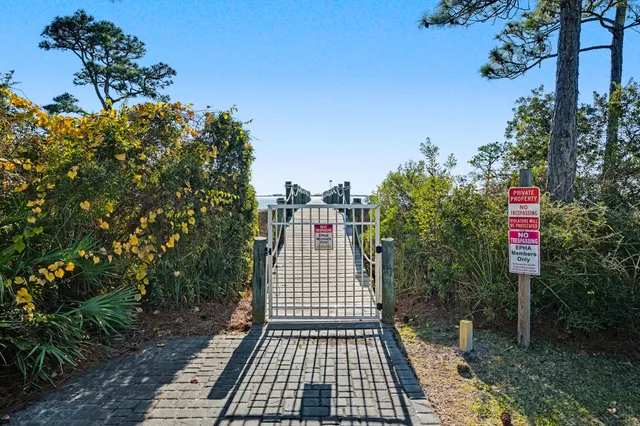 $529,000 | 155 Long Pointe Drive, Mary Esther, FL 32569