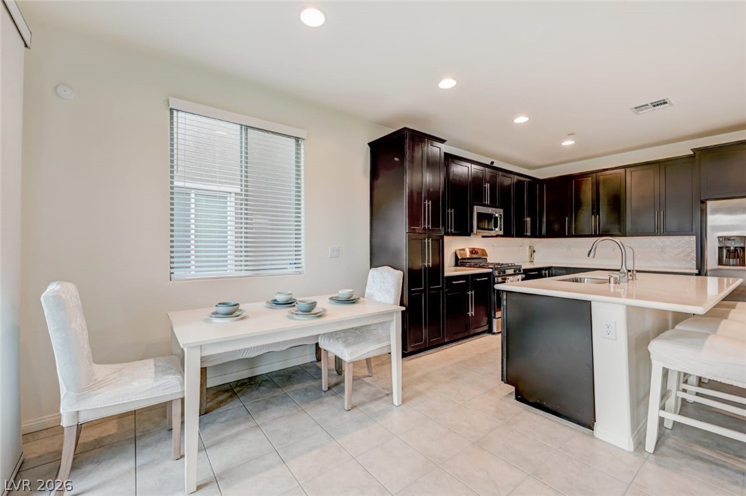 Undisclosed Address Henderson, NV 89015 - Photo 8 of 18
