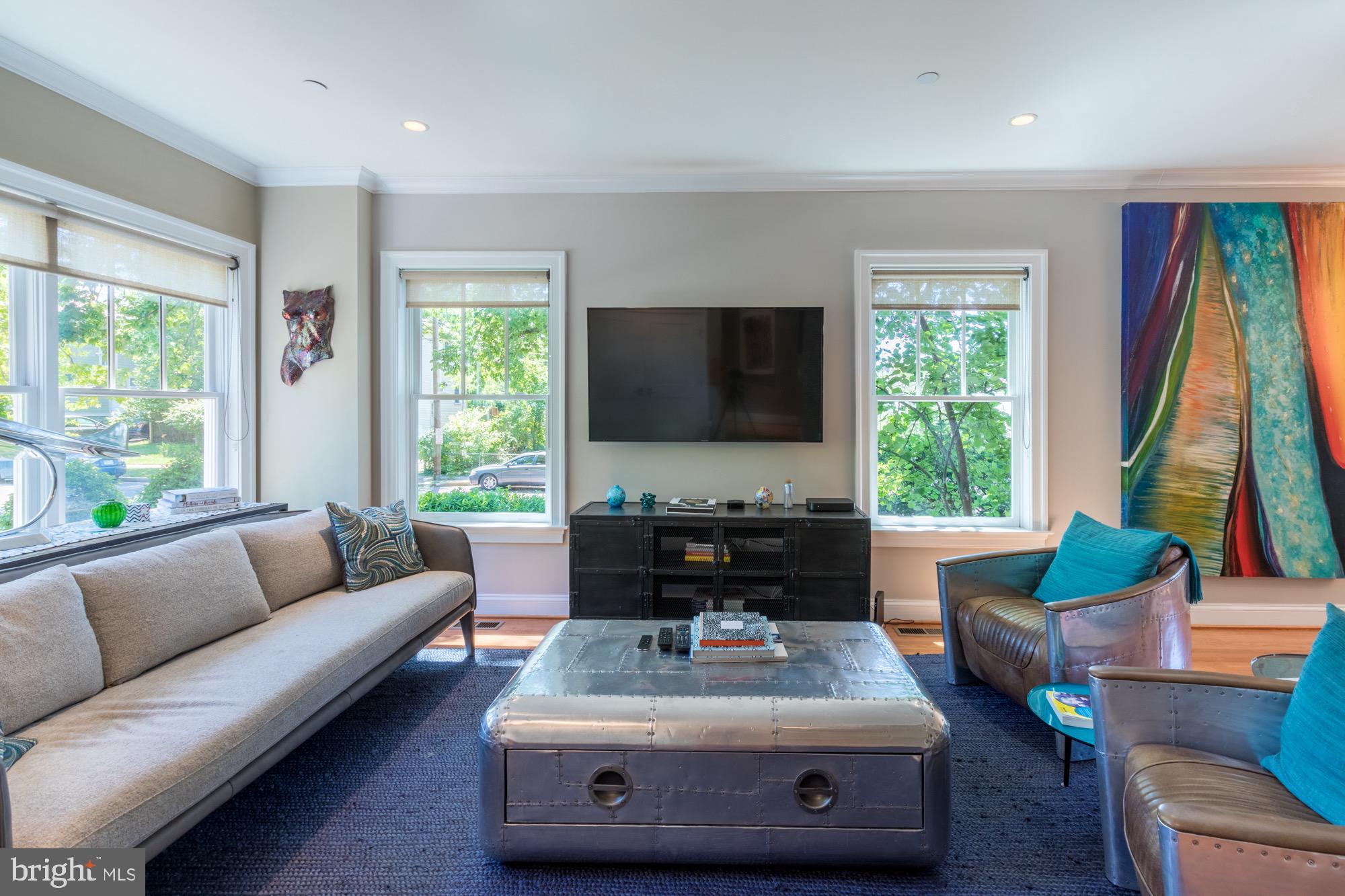 3133 9th Road North Arlington, VA 22201 - Photo 4 of 34