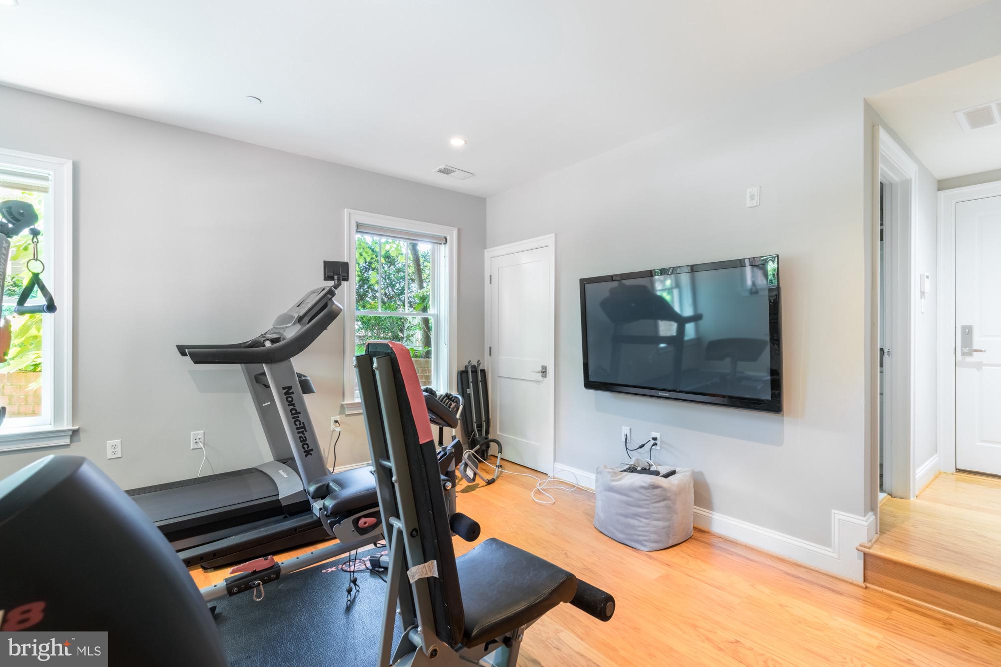 3133 9th Road North Arlington, VA 22201 - Photo 32 of 34