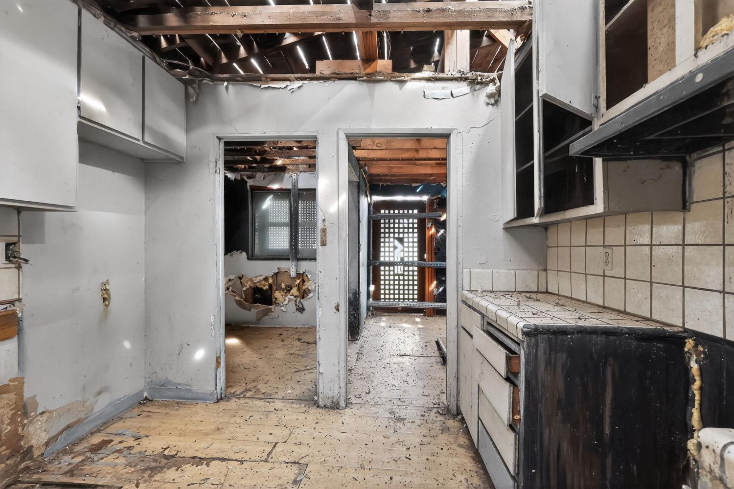 443 Colorado Avenue Modesto, CA 95351 - Photo 12 of 33