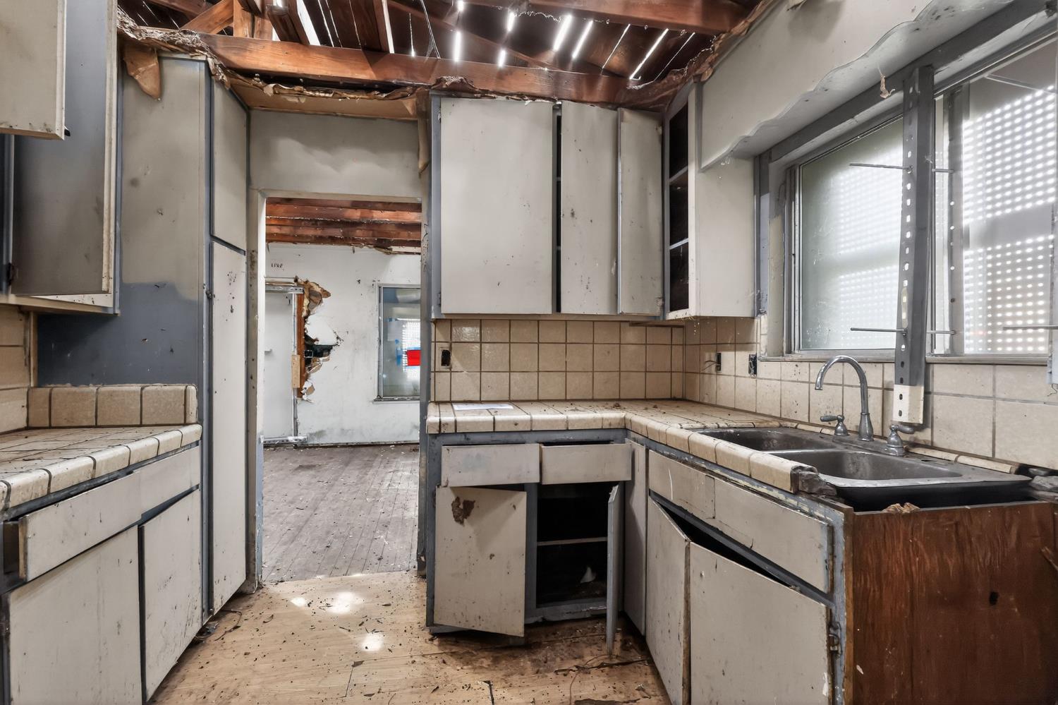 443 Colorado Avenue Modesto, CA 95351 - Photo 8 of 33