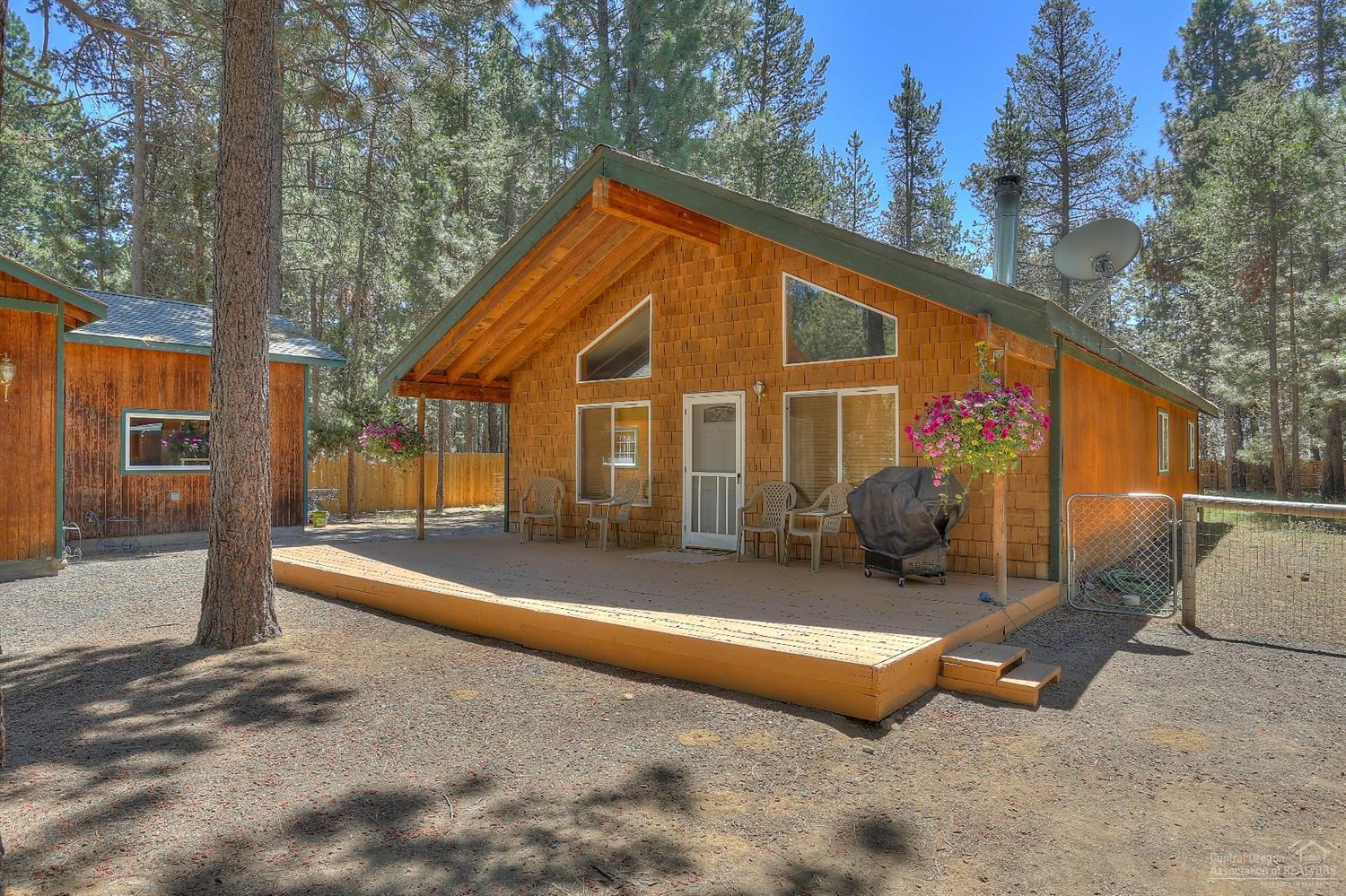 16965 Indio Road Bend, OR 97707 - Photo 1 of 19 Primary Photo