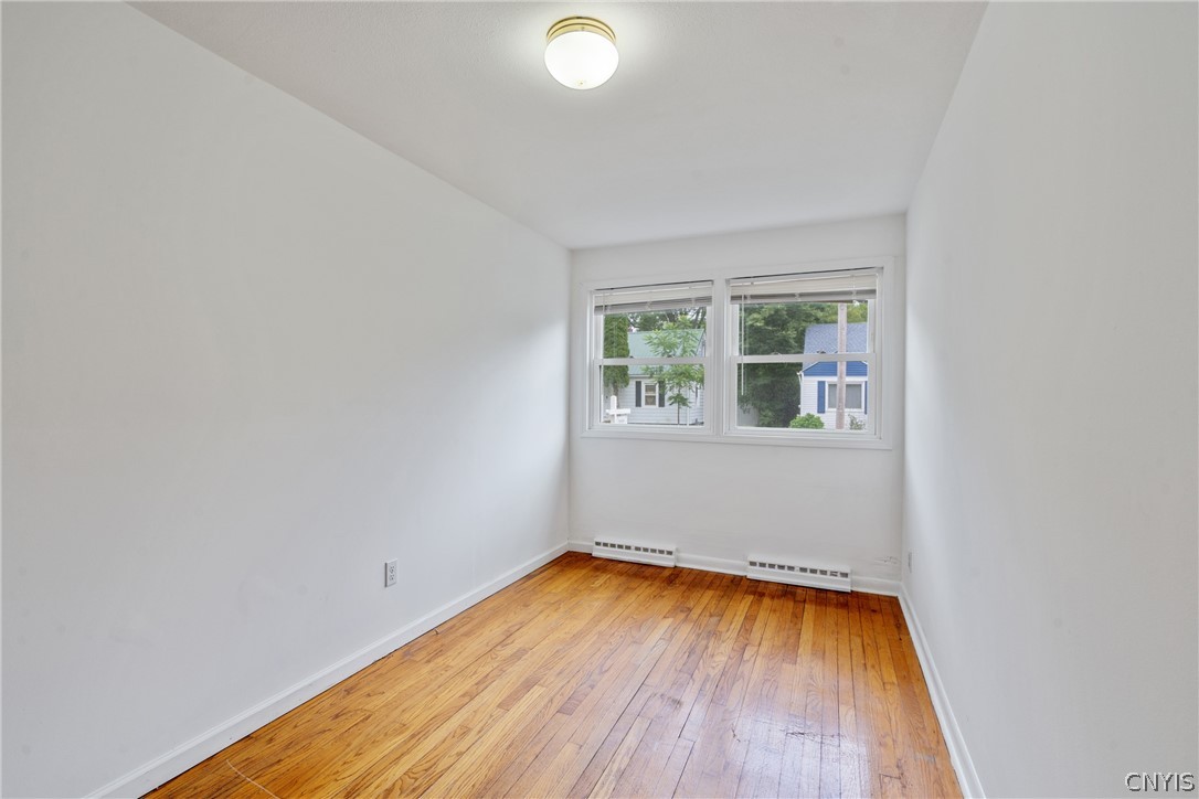 176 Ruth Avenue Syracuse, NY 13210 - Photo 11 of 26