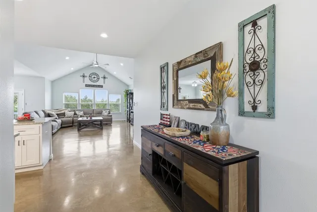 $2,700 | 152 Spring Hollow Trail, Smithville, TX 78957