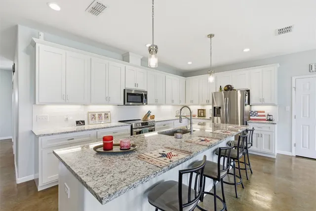 $2,700 | 152 Spring Hollow Trail, Smithville, TX 78957