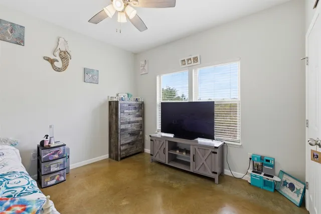 $2,700 | 152 Spring Hollow Trail, Smithville, TX 78957