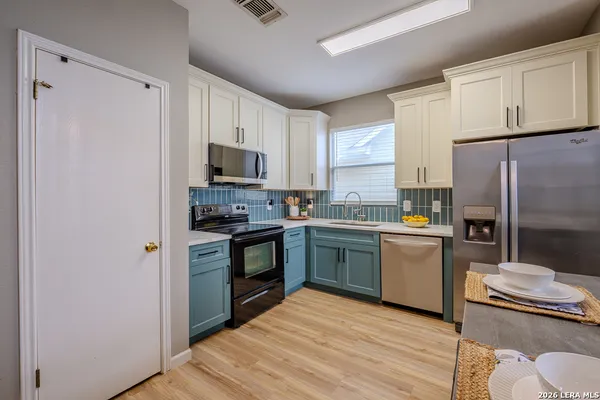 $1,650 | 2423 Crown Hollow, San Antonio, TX 78251