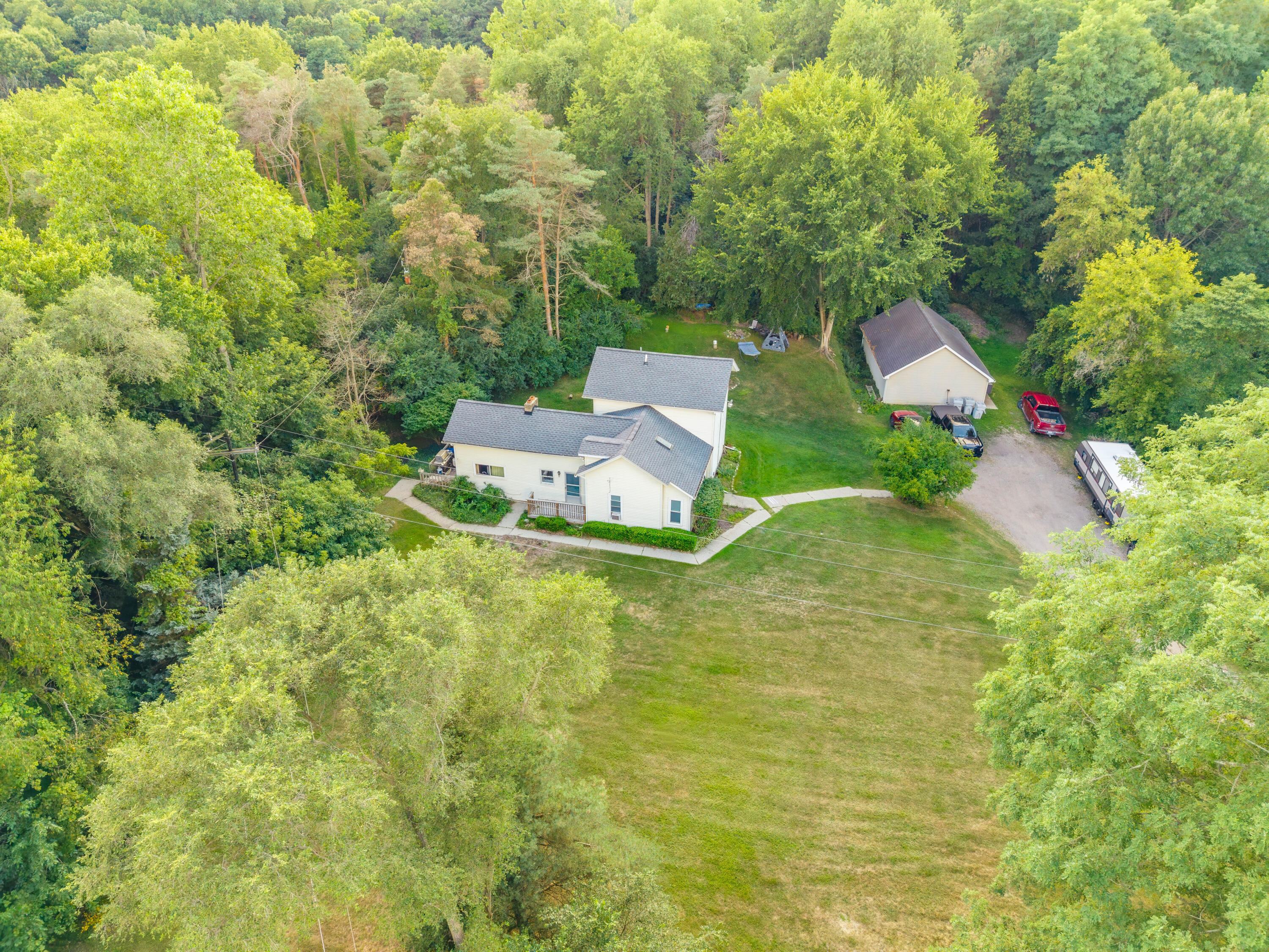 9798 Mcgregor Road Pinckney, MI 48169 - Photo 46 of 52 9798 McGregor-47