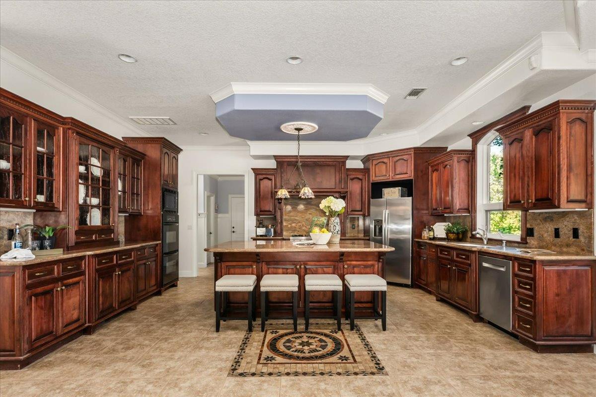265 Grapevine Ravine Lane Lincoln, CA 95648 - Photo 31 of 88 Main house kitchen