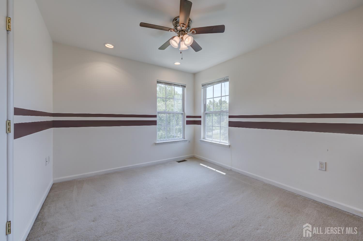 32 Carnation Road Monroe Township, NJ 08831 - Photo 20 of 42