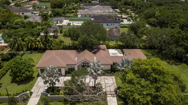 $4,995,000 | 6445 Southwest 102nd Avenue, Miami, FL 33173