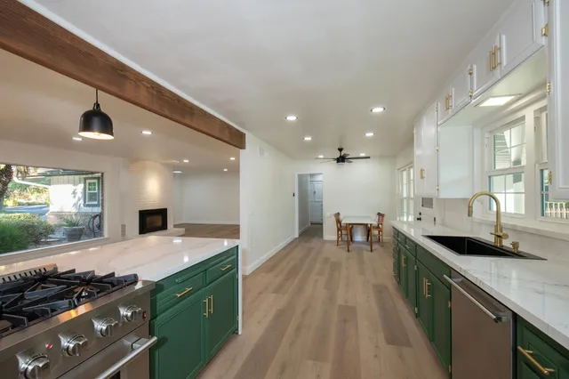 $829,999 | 705 East Alamos Avenue, Fresno, CA 93704