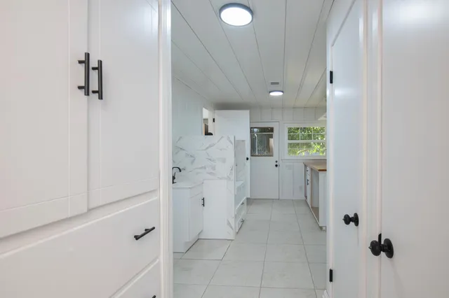 $829,999 | 705 East Alamos Avenue, Fresno, CA 93704